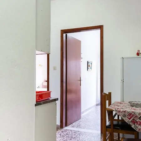 Apartment τηεramvos